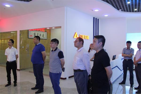 珠联璧合，，共创双赢